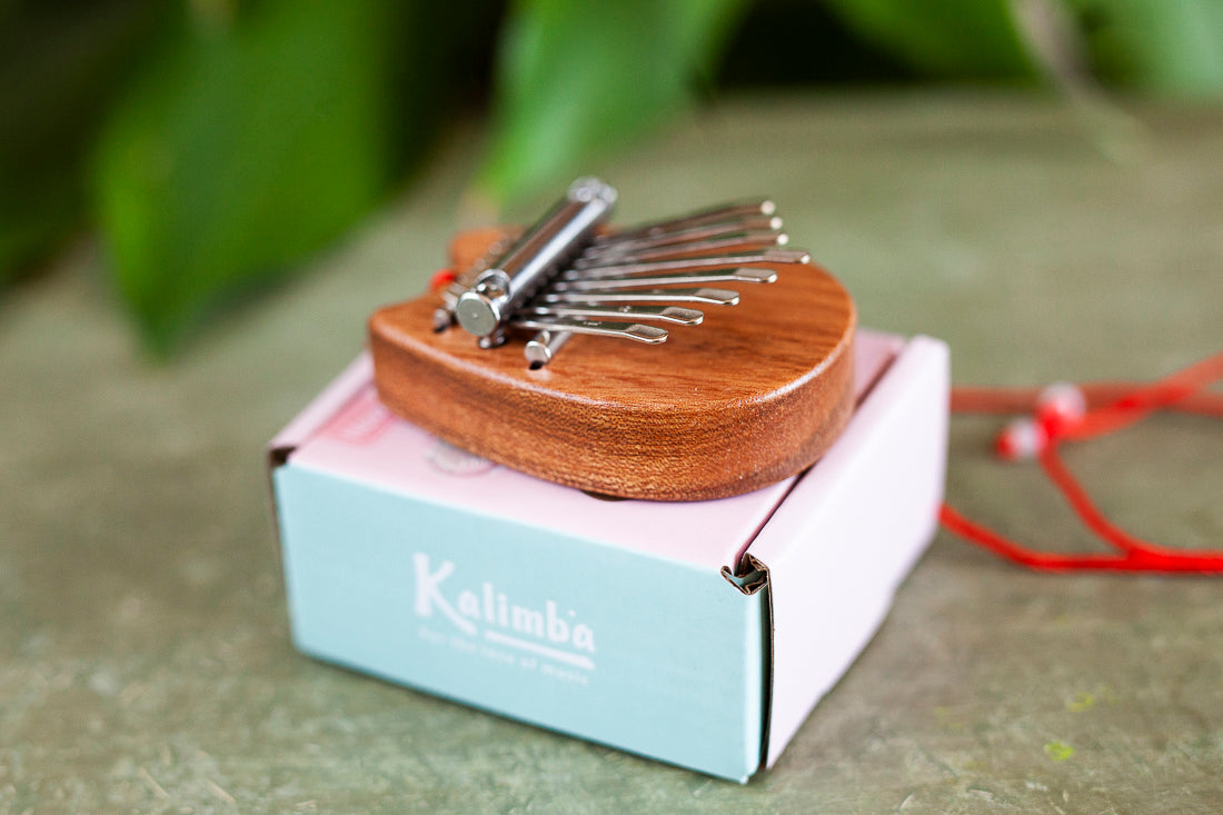 Unleash Your Inner Musician with Our Cute and Compact Cat-Shaped 8 Key Kalimba!